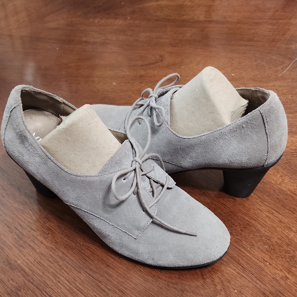 Vionic Gray/Taupe Suede 3" Heels Women's Shoes